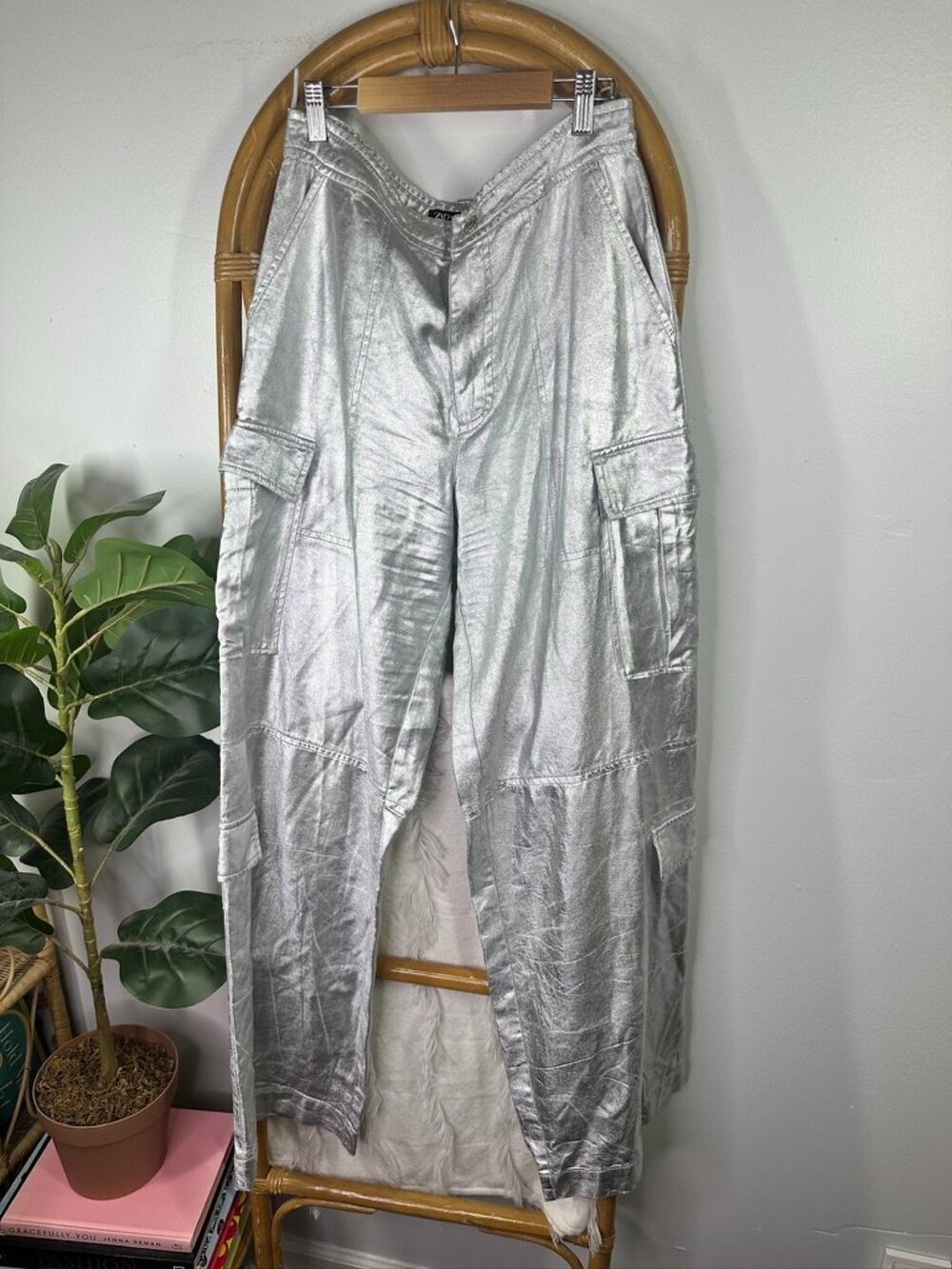 Zara Metallic Wide Leg Cargo Pants sz M